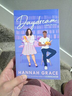 Daydream by Hannah Grace | A Maple Hills Novel | EUC